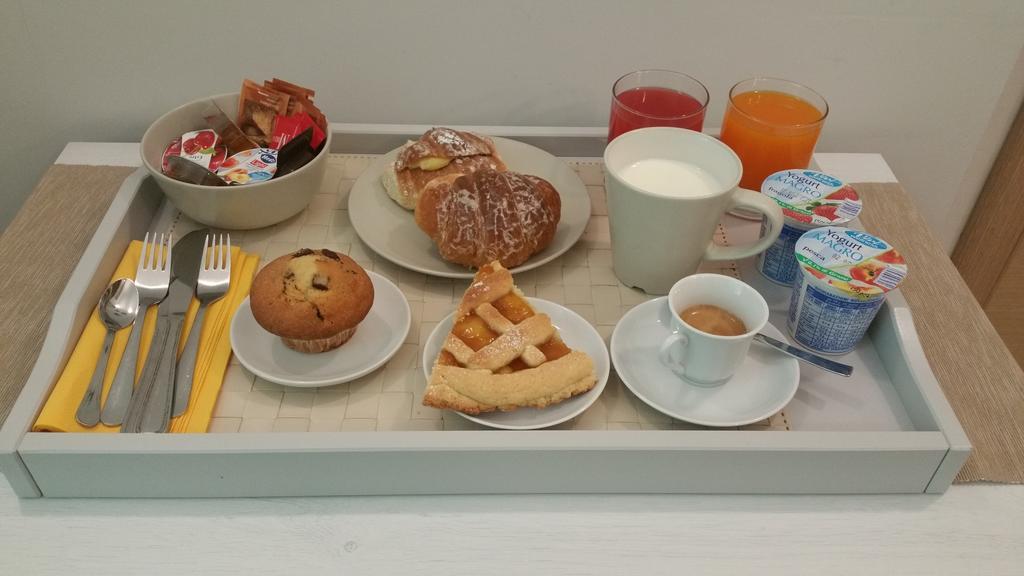 Alojamento de Acomodação e Pequeno-almoço Piazza Del Popolo 3*